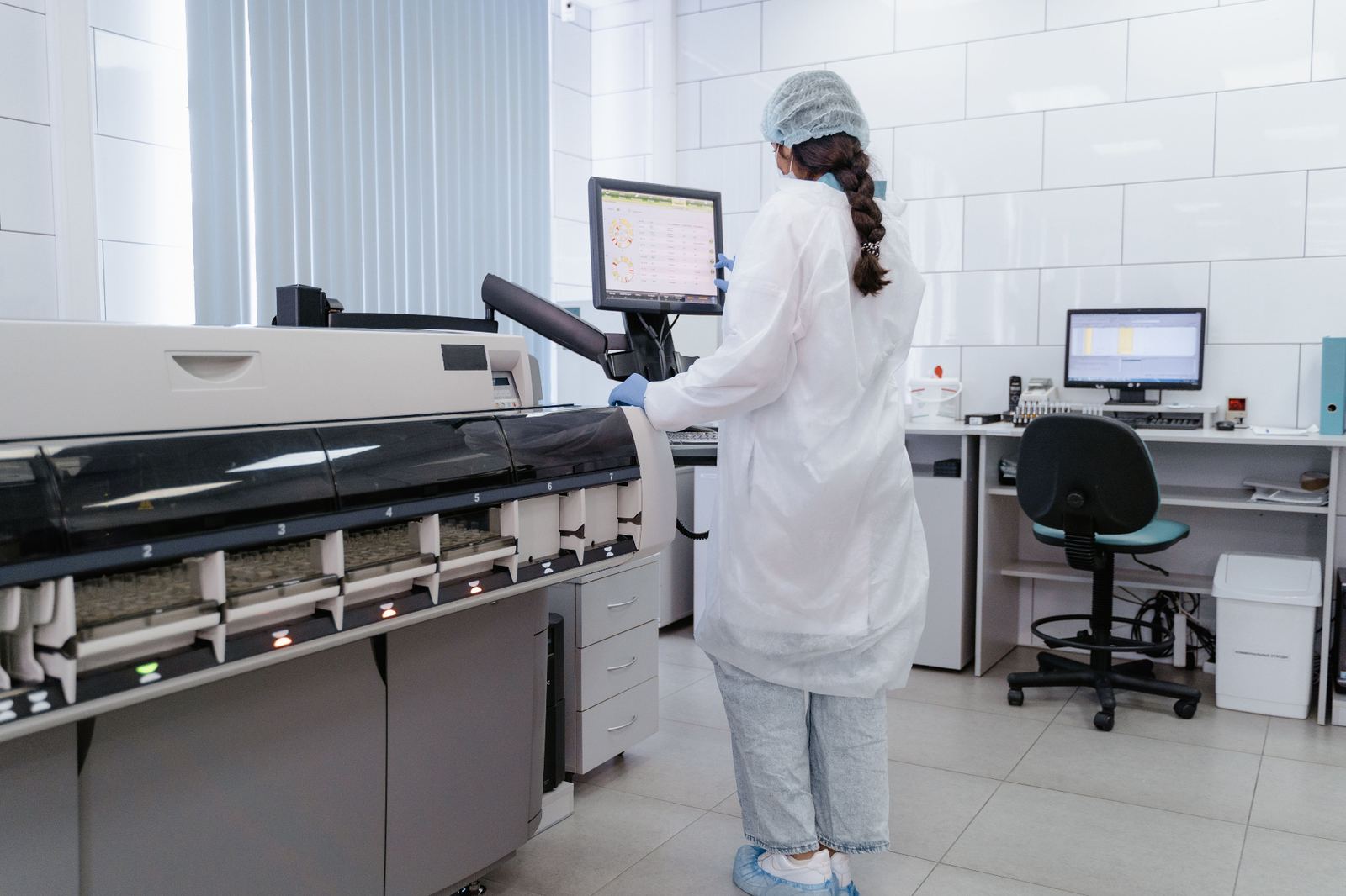 How AI Orchestrates End-to-End Regulatory Workflows