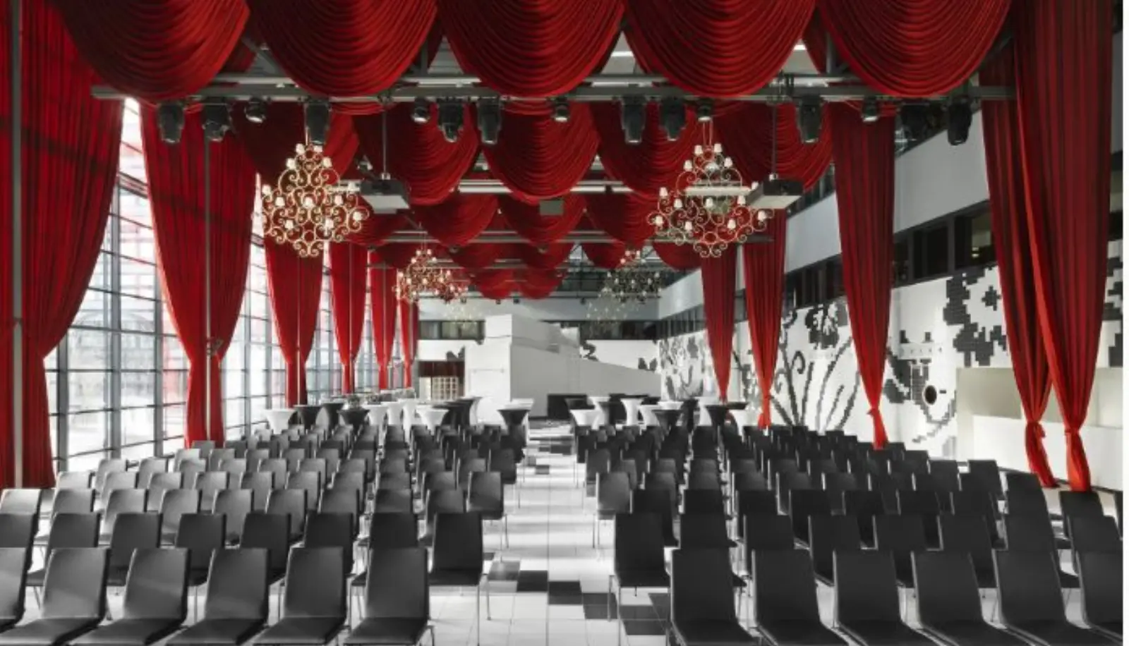OCT DACH 2025 main conference hall
