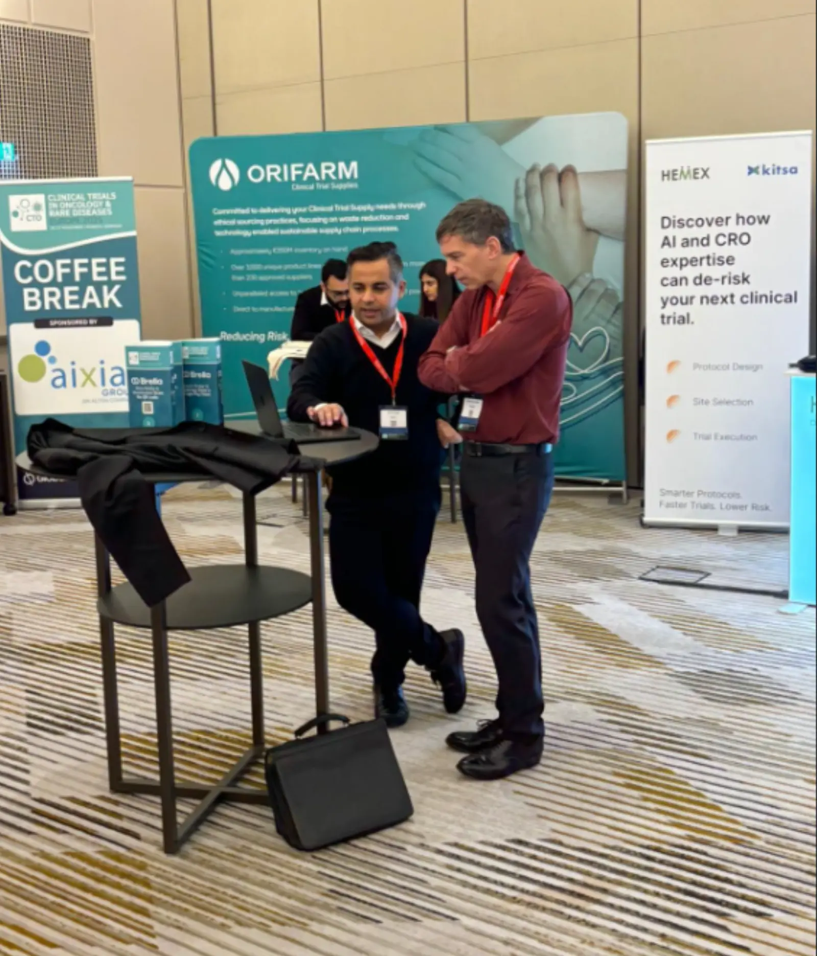 Kitsa demo with conference attendees