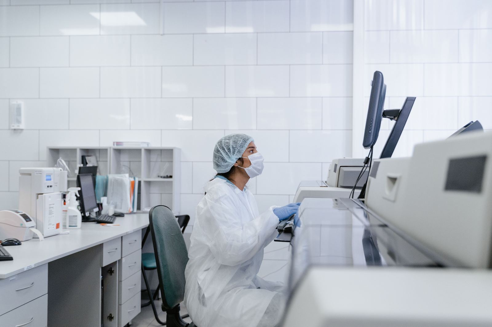 System-Aware AI vs. Single-Task AI in Clinical Research