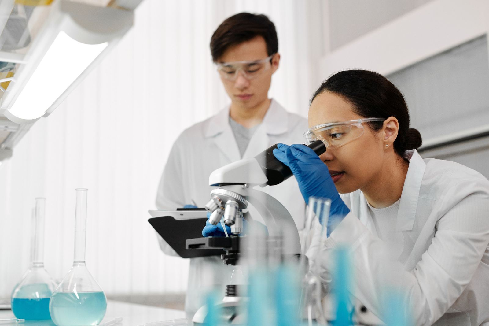Vector Search and Knowledge Graphs in Clinical Research
