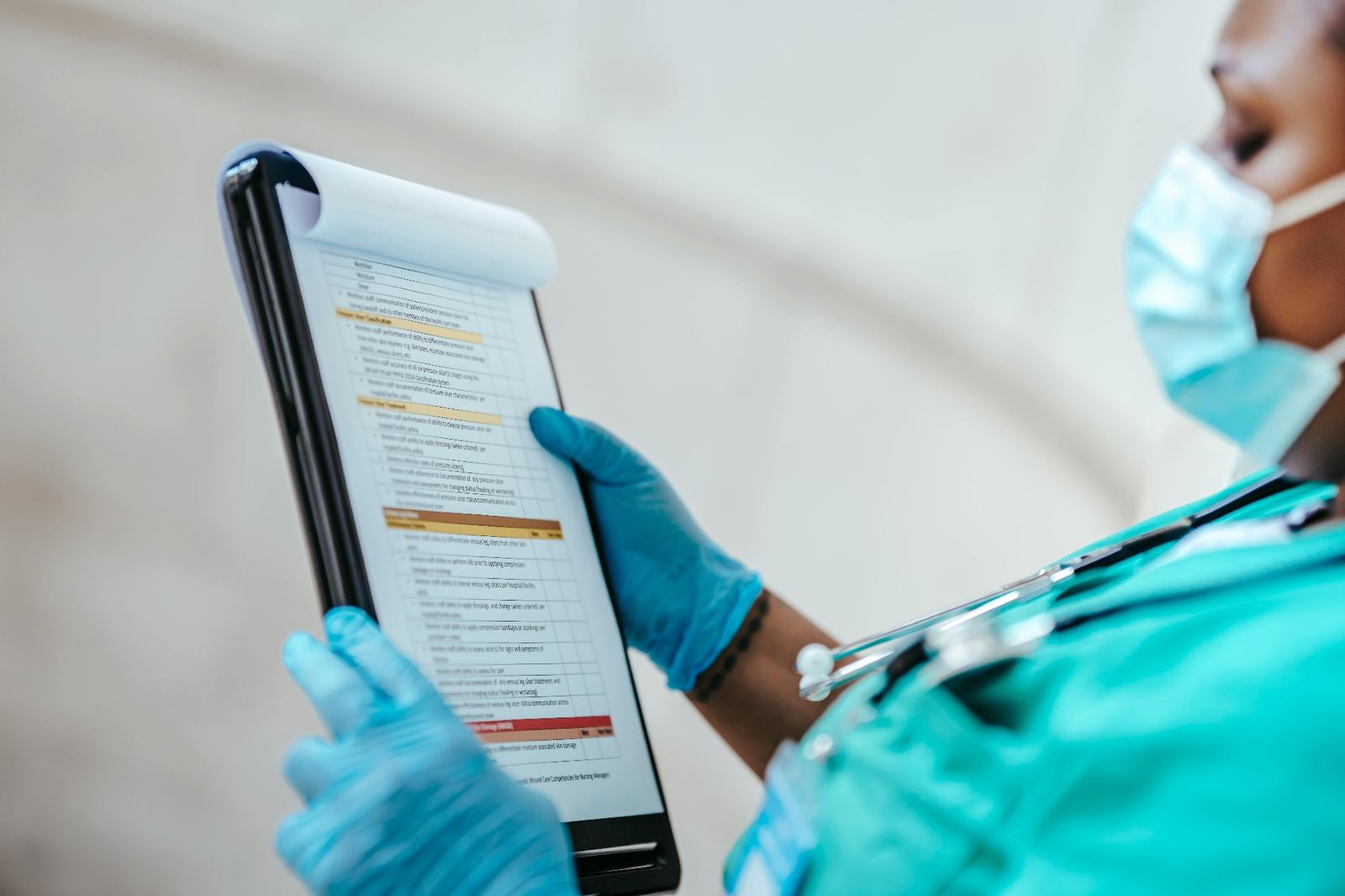 Why Traditional Regulatory Medical Writing Breaks at Scale